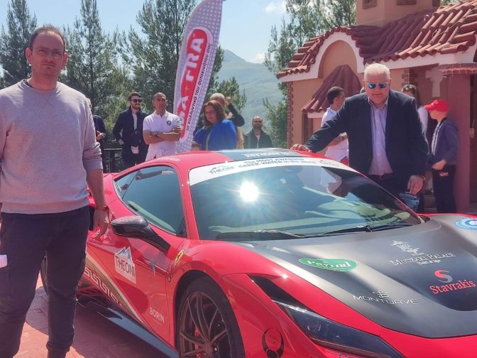 Η Ferrari F8 Tributo Racing στην περιοχή των Μετεώρων