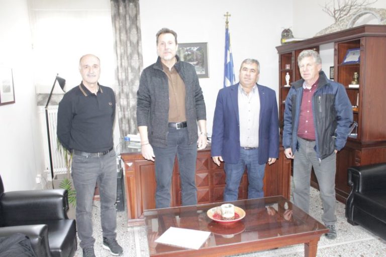 Στον Δήμαρχο Πύλης ο νέος δασάρχης