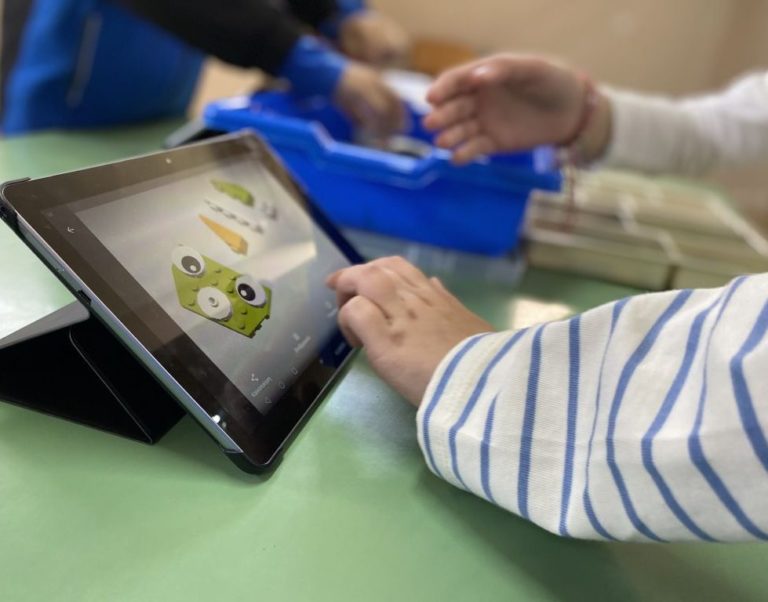 Με το βλέμμα στο μέλλον η ρομποτική στα ΚΔΑΠ του Δήμου Τρικκαίων