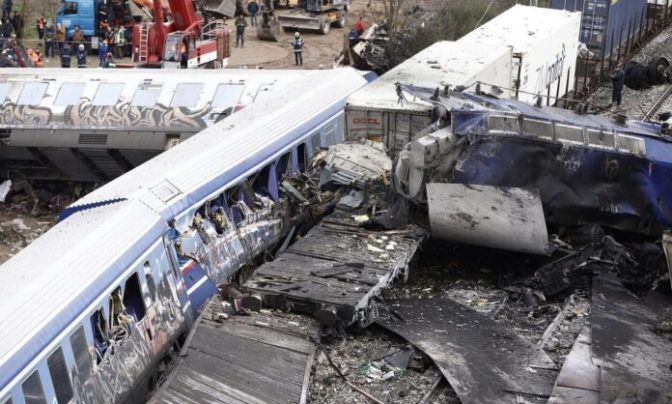 Τα πρώτα συμπεράσματα από την έρευνα πραγματογνώμονα για τα Τέμπη