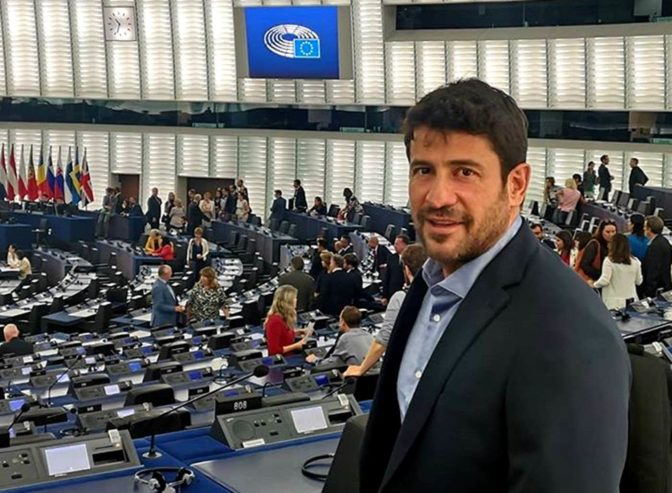 «Βόμβα» από Αλέξη Γεωργούλη: Υπέβαλε την παραίτηση του από την Ευρωομάδα του ΣΥΡΙΖΑ