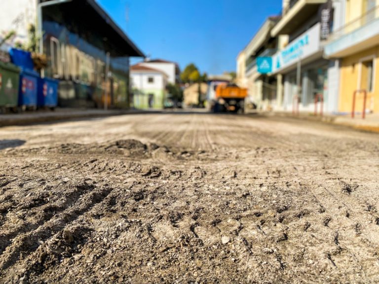 Κλείνουν κεντρικοί δρόμοι στα Τρίκαλα