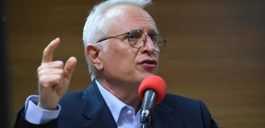 Γιάννης Ραγκούσης: Aπαντά στους επικριτές του - «Τι είχα όταν μπήκα στην πολιτική, τι έχω τώρα»