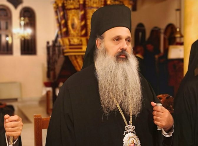 Άστραψε και βρόντηξε ο μητροπολίτης Σταγών Θεόκλητος