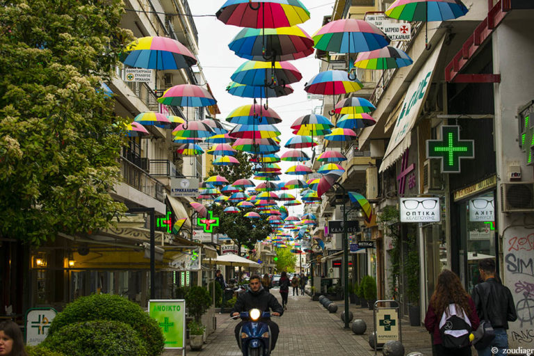 Ανθεκτικές οι μικρομεσαίες επιχειρήσεις στη Θεσσαλία