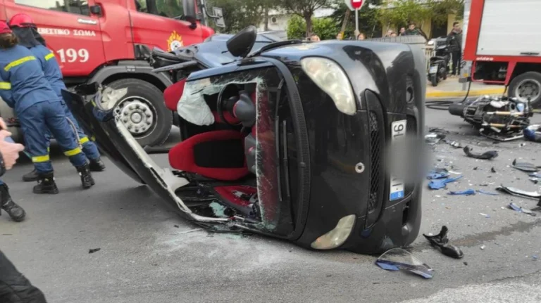 Σοκαριστικό δυστύχημα με νεκρό μοτοσικλετιστή στον Άλιμο