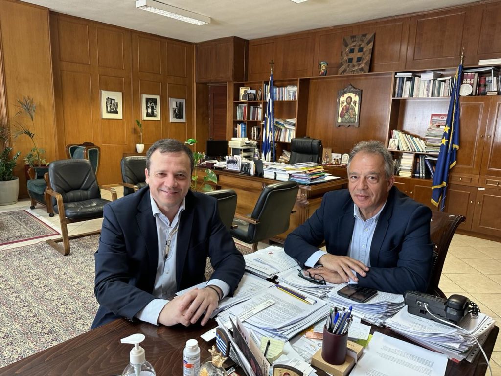 Θανάσης Λιούτας: Συντονισμένες προσπάθειες με τον Αντιπεριφερειάρχη για τις συνδεδεμένες