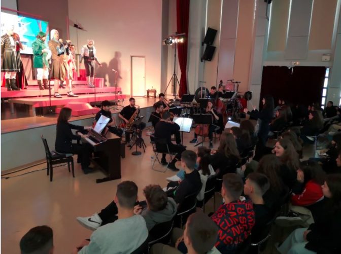 Η Εθνική Λυρική Σκηνή συστήνει την όπερα στο 5ο Γυμνάσιο Τρικάλων