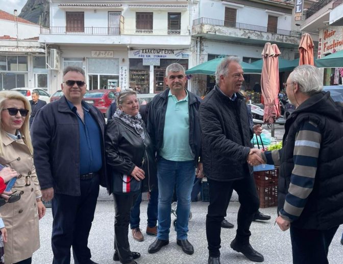 Η ΔΕΕΠ ΝΔ Τρικάλων στην λαϊκή αγορά της Καλαμπάκας