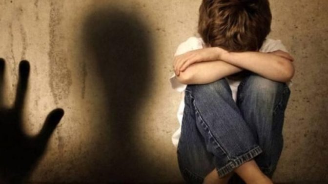 Λάρισα: Η κλοπή μίας βαλίτσας αποκάλυψε τη σχέση 30χρονου με επτάχρονο