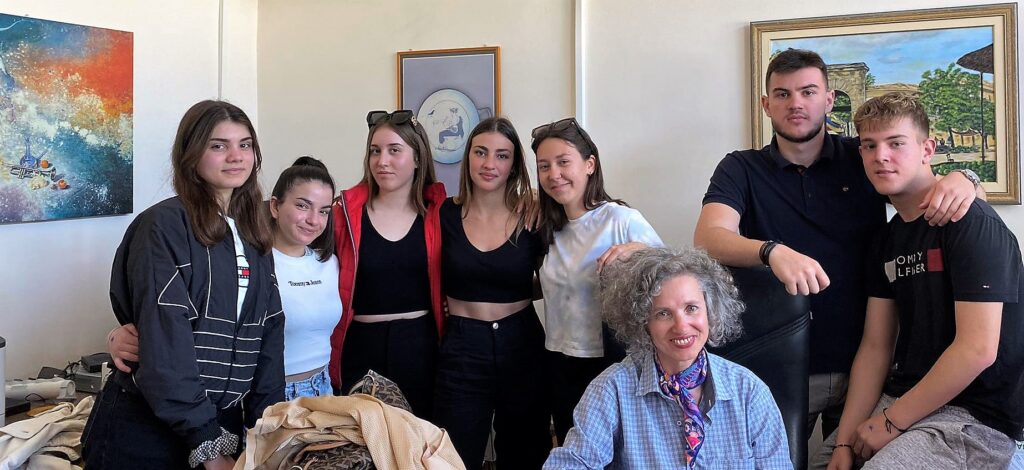 Ξεπροβοδίζοντας στη ζωή τους μαθητές της Γ’ Λυκείου του 5ου ΓΕΛ Τρικάλων
