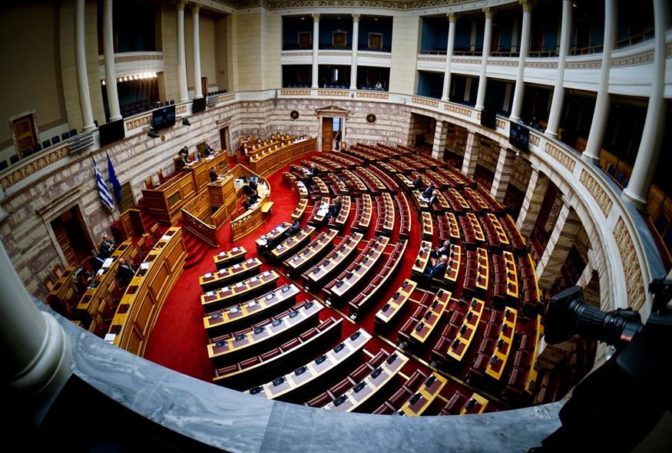 Πως θα ήταν η κατανομή των εδρών στις 59 εκλογικές περιφέρειες αν ίσχυε ο νόμος της ενισχυμένης αναλογικής