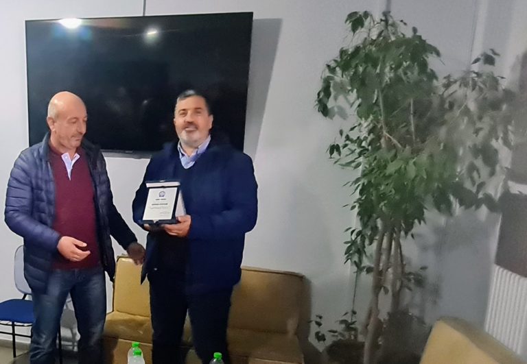 Τιμήθηκε για την προσφορά του ο Υπαστυνόμος του ΤΑ Τρικάλων Βαγγέλης Καραλής