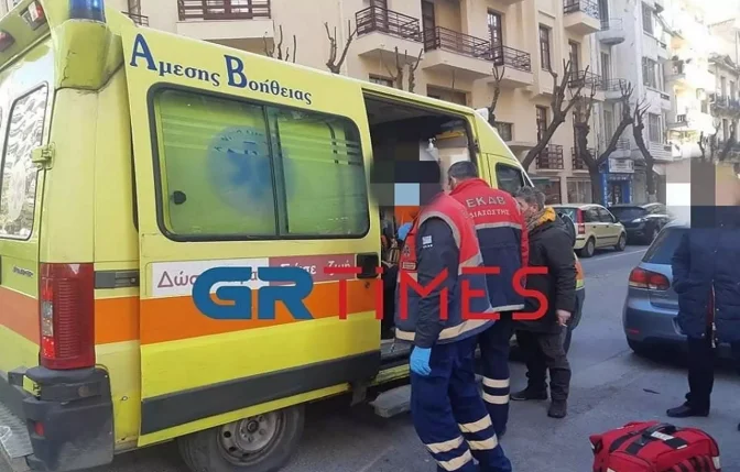 Θεσσαλονίκη: Δέντρο έπεσε πάνω σε 18χρονο σε γήπεδο