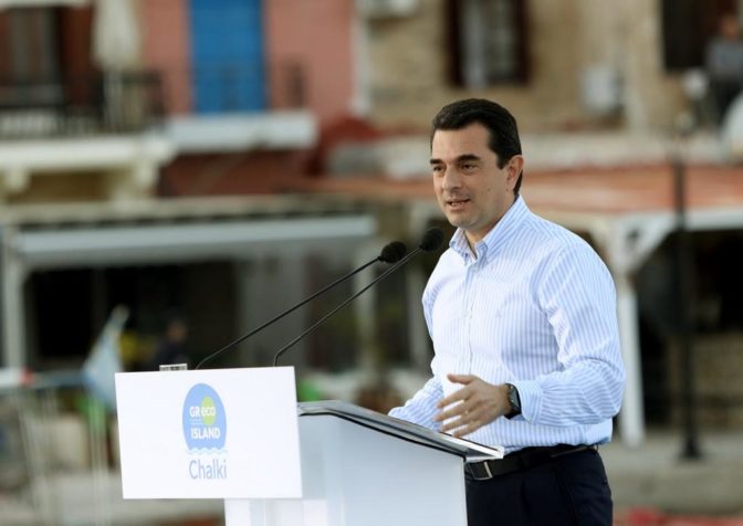 Ακυρώνεται η αποψινή επίσκεψη του Κώστα Σκρέκα στο Ρίζωμα