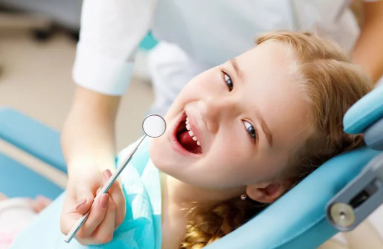 Dentist Pass: Έτσι θα λάβετε 40 ευρώ για τον οδοντίατρο του παιδιού