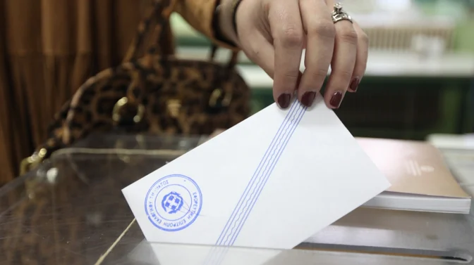 Δημοσκόπηση ALCO: Στις 6,6 μονάδες η διαφορά ΝΔ - ΣΥΡΙΖΑ