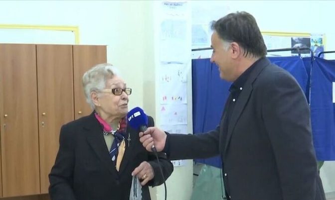 Η επική ατάκα γιαγιάς ψηφοφόρου στις Σέρρες