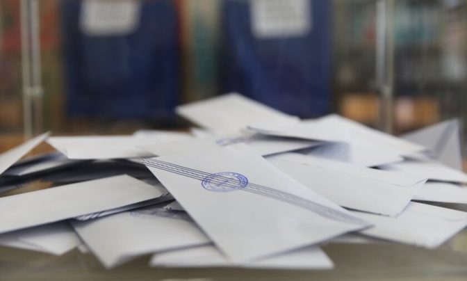 Ανατροπή στα Τρίκαλα: Χάνει την έδρα το ΠΑΣΟΚ