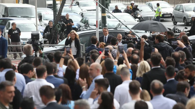 «Τα στοιχεία δείχνουν καθαρή νίκη», λένε στελέχη της ΝΔ