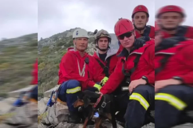 Η Πυροσβεστική διέσωσε σκύλο που εγκλωβίστηκε σε γκρεμό στον Υμηττό