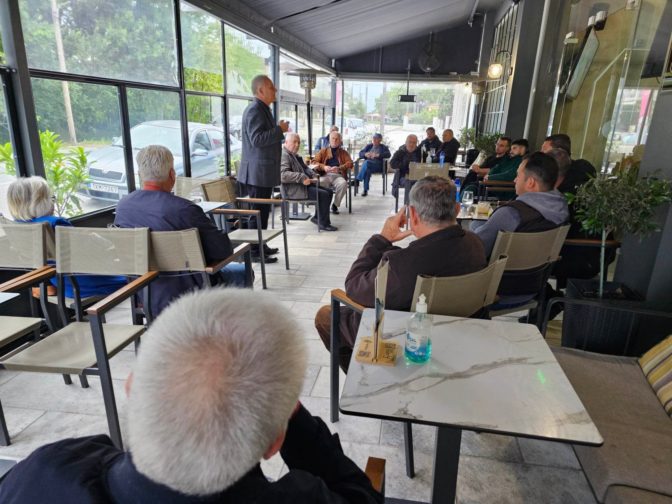 Οι πολίτες εμπιστεύονται τη Νέα Δημοκρατία και τον Ηλία Βλαχογιάννη