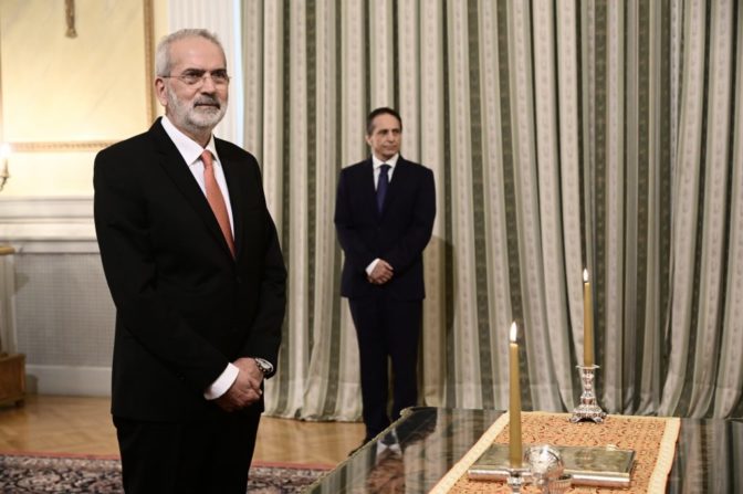 Υπηρεσιακός πρωθυπουργός ο Ιωάννης Σαρμάς