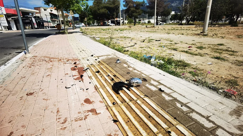 Λιόσια: «Μεθυσμένος ο οδηγός του ΙΧ, διαλύθηκαν οι μηχανές των αστυνομικών», λέει μάρτυρας