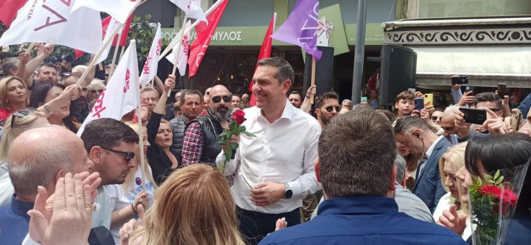  Συσπειρωτική και ενθουσιώδης η συγκέντρωση του Αλέξη Τσίπρα στα Τρίκαλα  