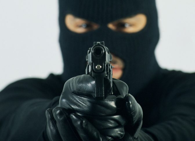 Ληστεία το βράδυ σε πρακτορείο ΟΠΑΠ στον Αλμυρό