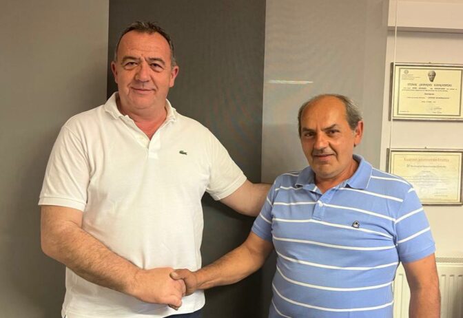 Ο Ντίνος Βαϊόπουλος επιλέγει «Πορεία στο Μέλλον»