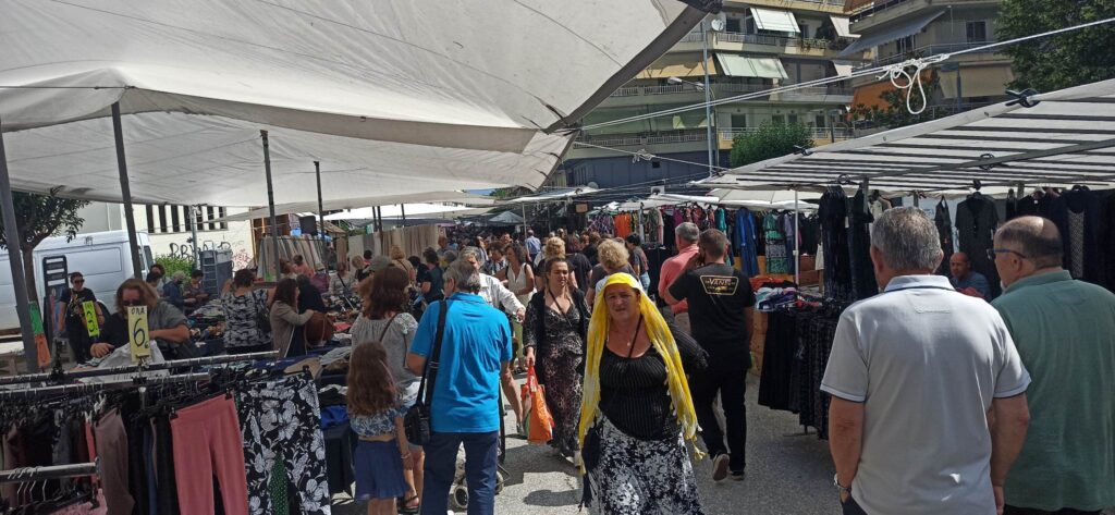 Λαϊκή Αγορά Τρικάλων: Πάσης φύσεως υλικά!