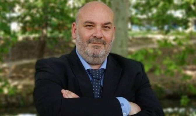 Ο 50αρης Κώστας Κρεμμύδας είναι ένας νέος της εποχής