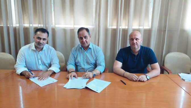 Βελτιώνεται η προσβασιμότητα στα σχολικά συγκροτήματα της Καρδίτσας