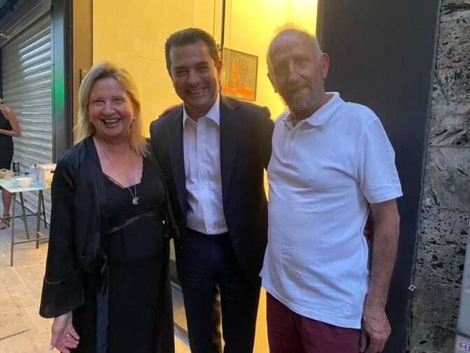Βρήκε χρόνο και για Τέχνη ο υπουργός Κώστας Σκρέκας