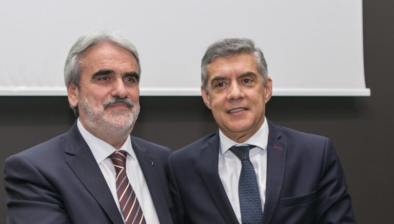 Παρατείνονται τα προγράμματα «Επενδύω και Επανεπενδύω» στη Θεσσαλία