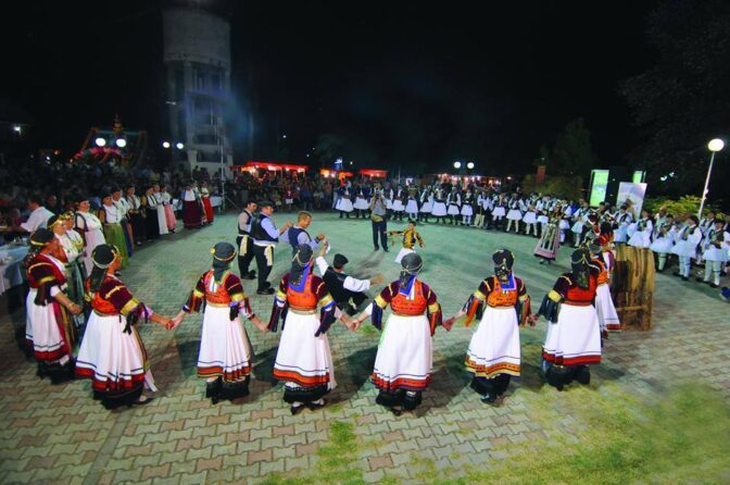 Την Κυριακή το Μεγάλο Καραγκούνικο Πανηγύρι στα Τρίκαλα