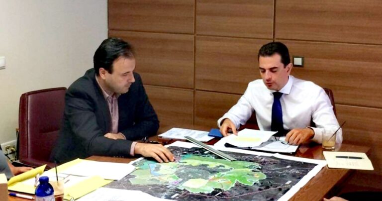 Και επίσημα Κώστας Σκρέκας και Δημήτρης Παπαστεργίου στο Υπουργικό Συμβούλιο!