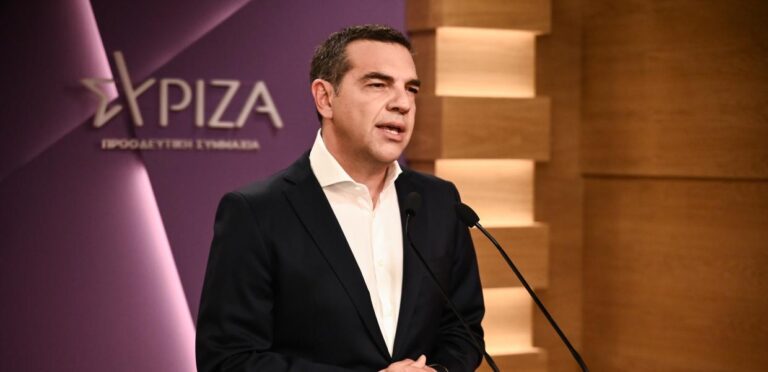 Τέλος εποχής: Παραιτήθηκε ο Αλέξης Τσίπρας