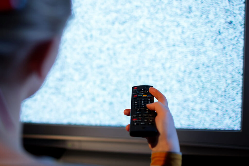 Επιδιόρθωση Προβλημάτων από την Cosmote σε Τηλεοράσεις του Δήμου Μετεώρων