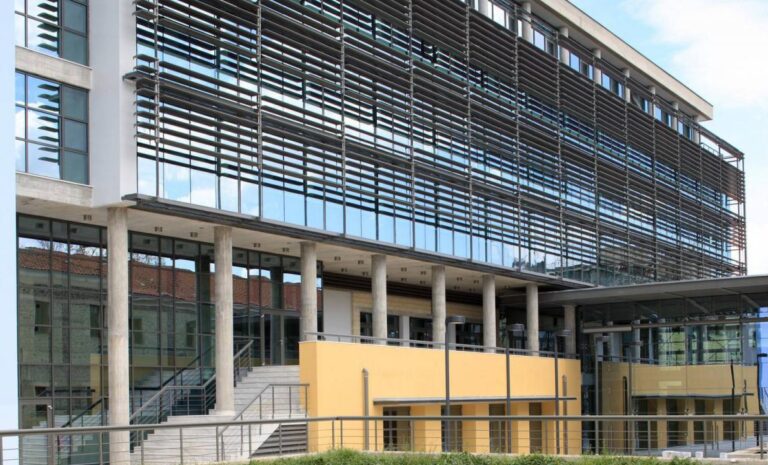 ΤΡΙΚΑΛΑ: Στο ακροατήριο υπόθεση βιασμού Λαρισαίας καθηγήτριας από προϊστάμενό της