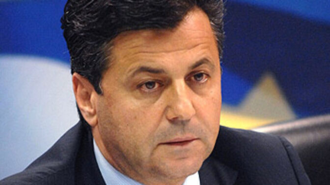 Σε αναμονή να ανοίξει τα χαρτιά του ο Νίκος Λέγκας για τον Δήμο Τρικκαίων