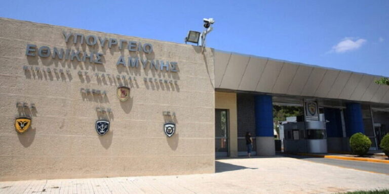 Προκήρυξη ΕΠΟΠ: 964 προσλήψεις στο Στρατό Ξηράς