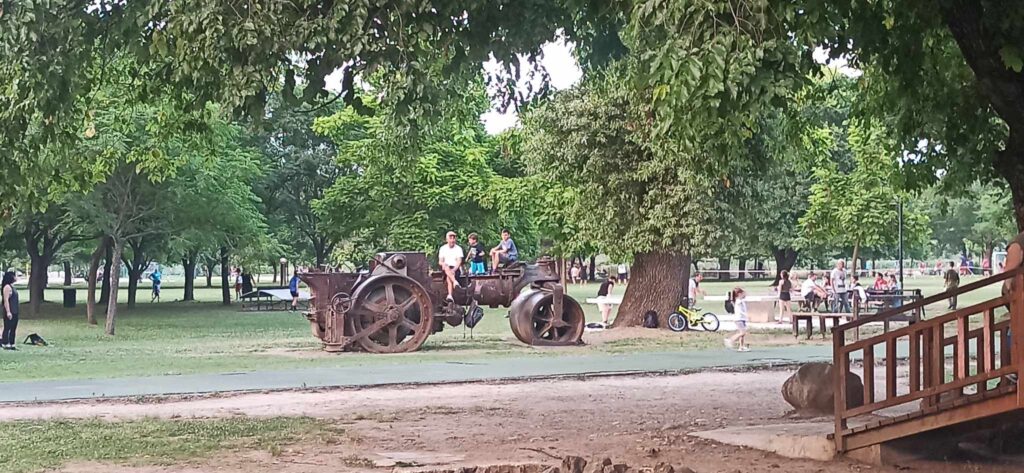 ΤΡΙΚΑΛΑ: Για μια ανάσα δροσιάς στο πάρκο του Αη Γιώργη (φωτο)
