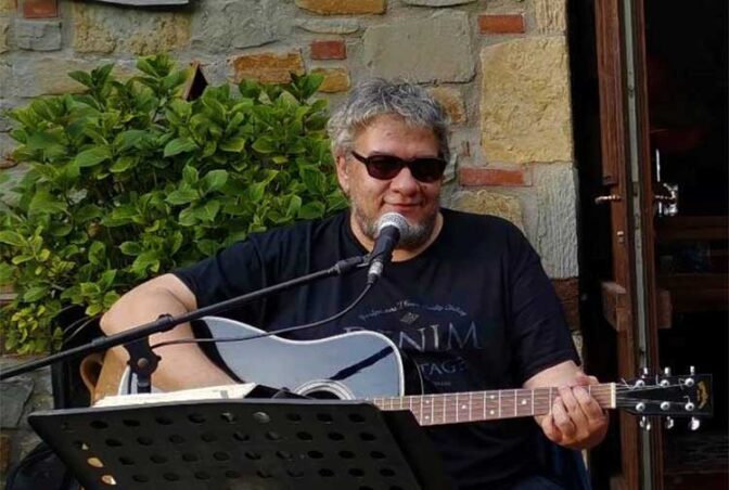 Ξαφνικός θάνατος γνωστού Τρικαλινού μουσικού