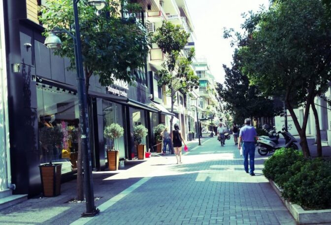 Πρώτη μέρα εκπτώσεων η Δευτέρα 10 Ιουλίου για τα Τρίκαλα