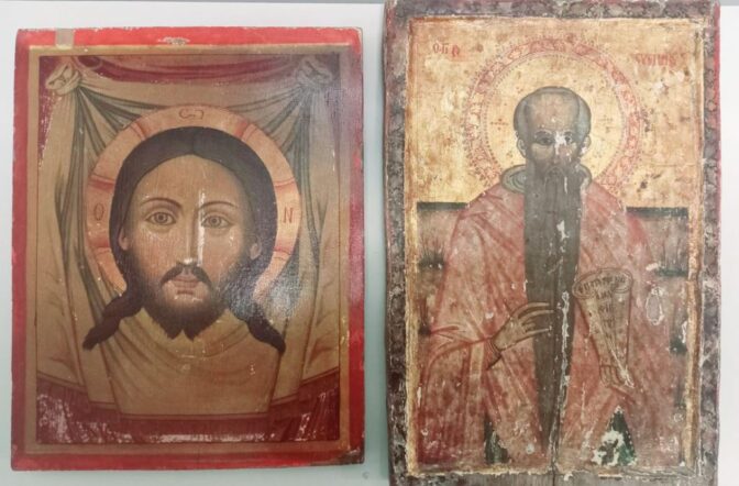 Πήγαν να πουλήσουν στο διαδίκτυο παλιές θρησκευτικές εικόνες και τους έπιασαν στα «πράσα»