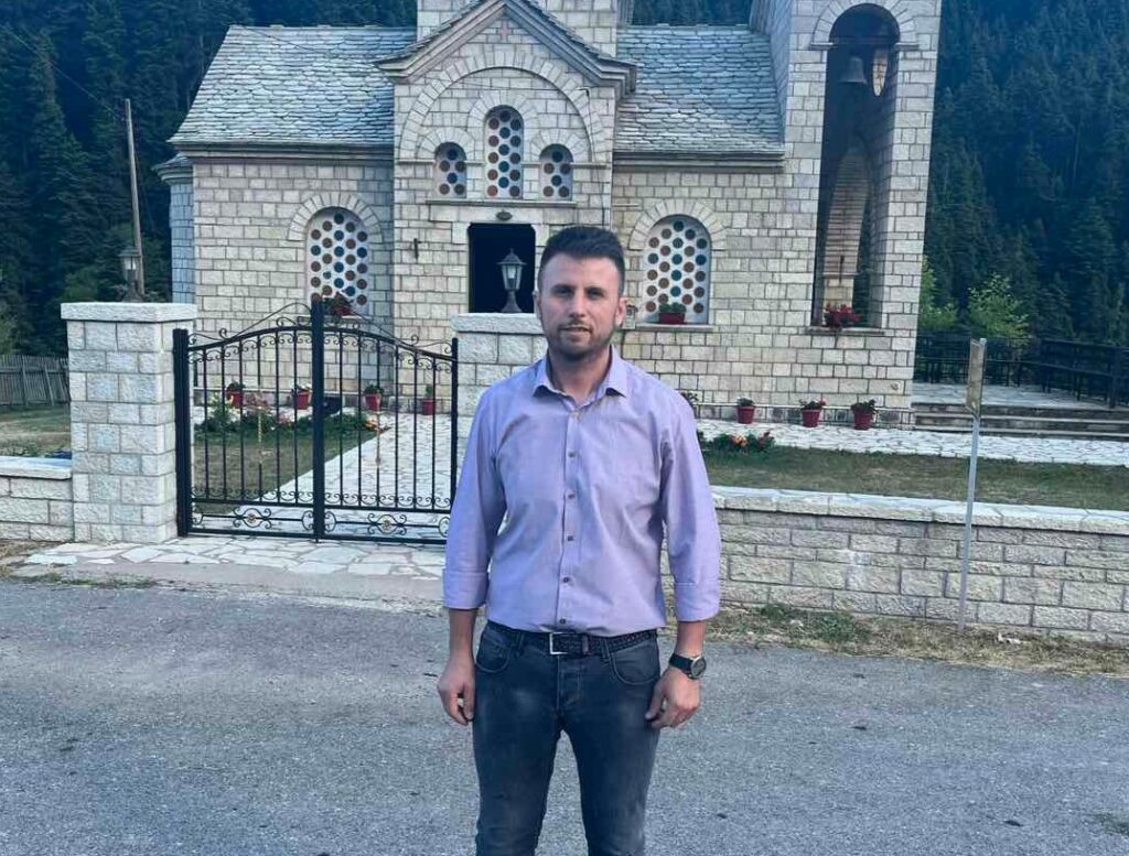 Ο Κουτσιανίτης Χρήστος από το Περτούλι επιλέγει "Πορεια στο Μέλλον"