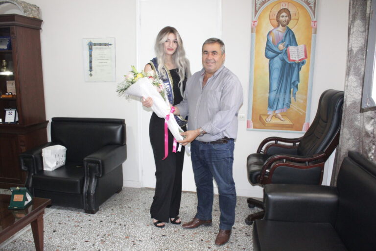 Η βράβευση της Miss Ελληνική Ομορφιά Άννας Μαρία Μανούρα