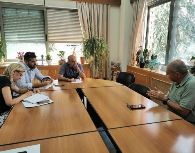 Αγώνας να παραδοθεί η Κεντρική Πλατεία Τρικάλων μέχρι τα Χριστούγεννα